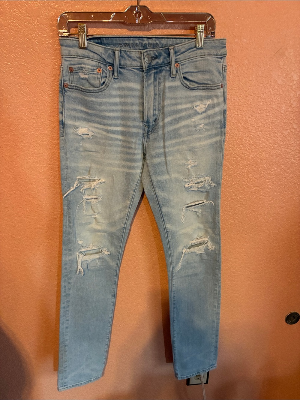 American Eagle Outfitters Light Wash Distressed Skinny Jeans